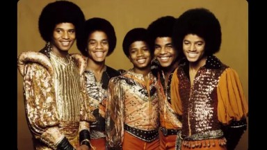 The Jacksons - This Place Hotel and Blame it on the Boogie
